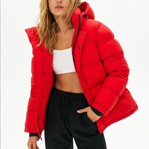 ARITZIA SUPER PUFF JACKET